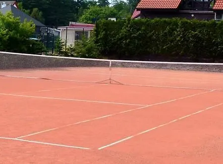 - Basen, Kort Tenisowy, Parking Poddąbie